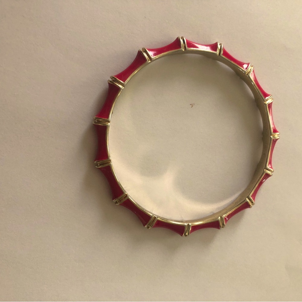 Stella & Dot Hot Pink Enamel Bangle with Gold Tone accents. NWOT. - Picture 3 of 5